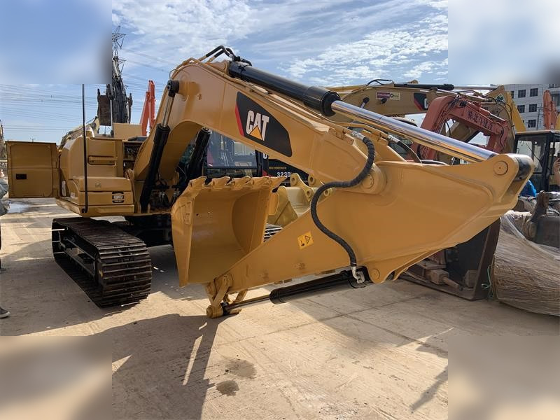 CATERPILLAR 312D - Crawler excavator: picture 2 CATERPILLAR 312D - Crawler excavator: picture 2