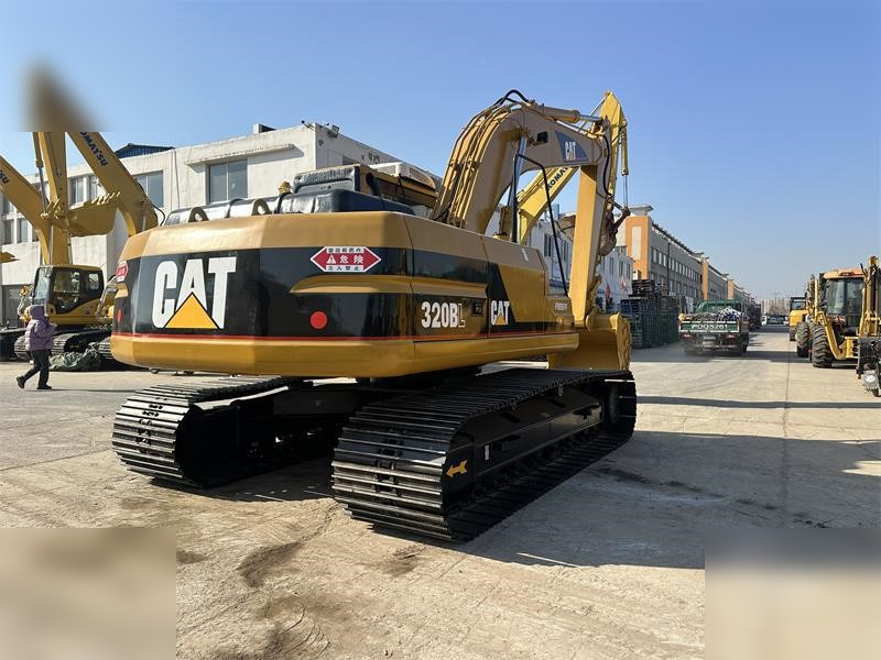 CATERPILLAR 320BL - Crawler excavator: picture 4 CATERPILLAR 320BL - Crawler excavator: picture 4