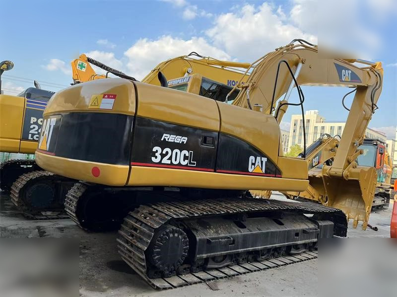 CATERPILLAR 320CL - Crawler excavator: picture 1 CATERPILLAR 320CL - Crawler excavator: picture 1