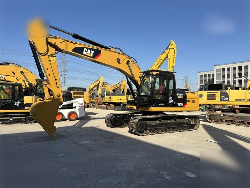 CATERPILLAR 323D - Crawler excavator: picture 2 CATERPILLAR 323D - Crawler excavator: picture 2