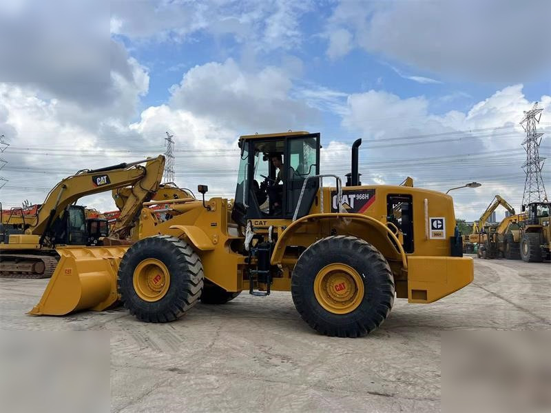 CATERPILLAR 966H - Wheel loader: picture 4 CATERPILLAR 966H - Wheel loader: picture 4