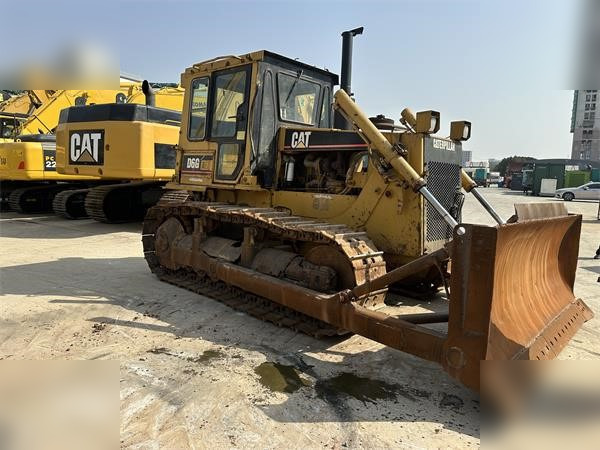 CATERPILLAR D6G - Bulldozer: picture 2 CATERPILLAR D6G - Bulldozer: picture 2