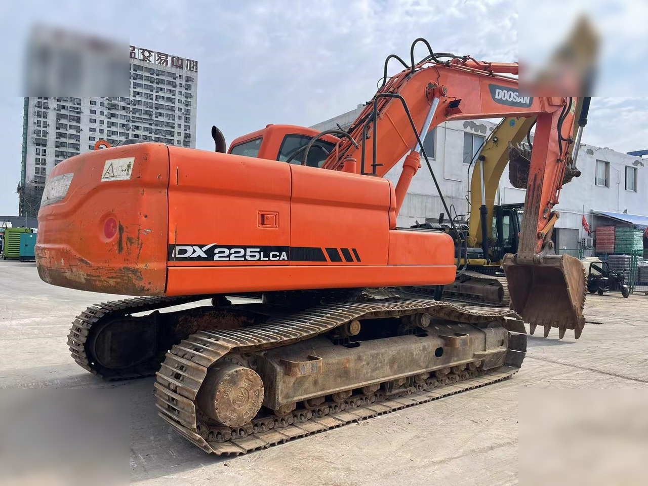 Crawler excavator DOOSAN DX225 LCA: picture 6