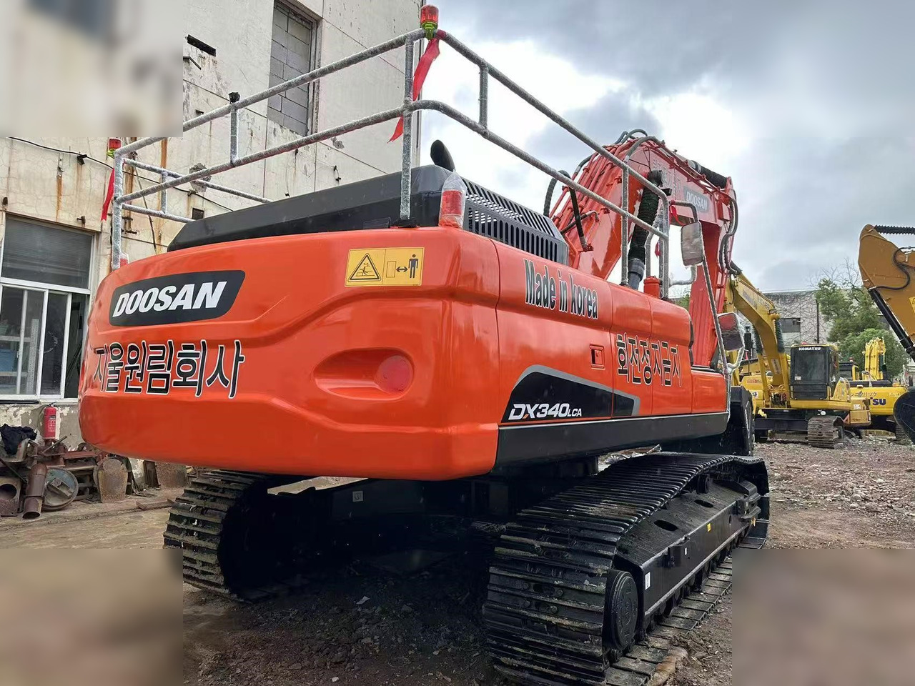 DOOSAN DX340 LCA - Crawler excavator: picture 2 DOOSAN DX340 LCA - Crawler excavator: picture 2