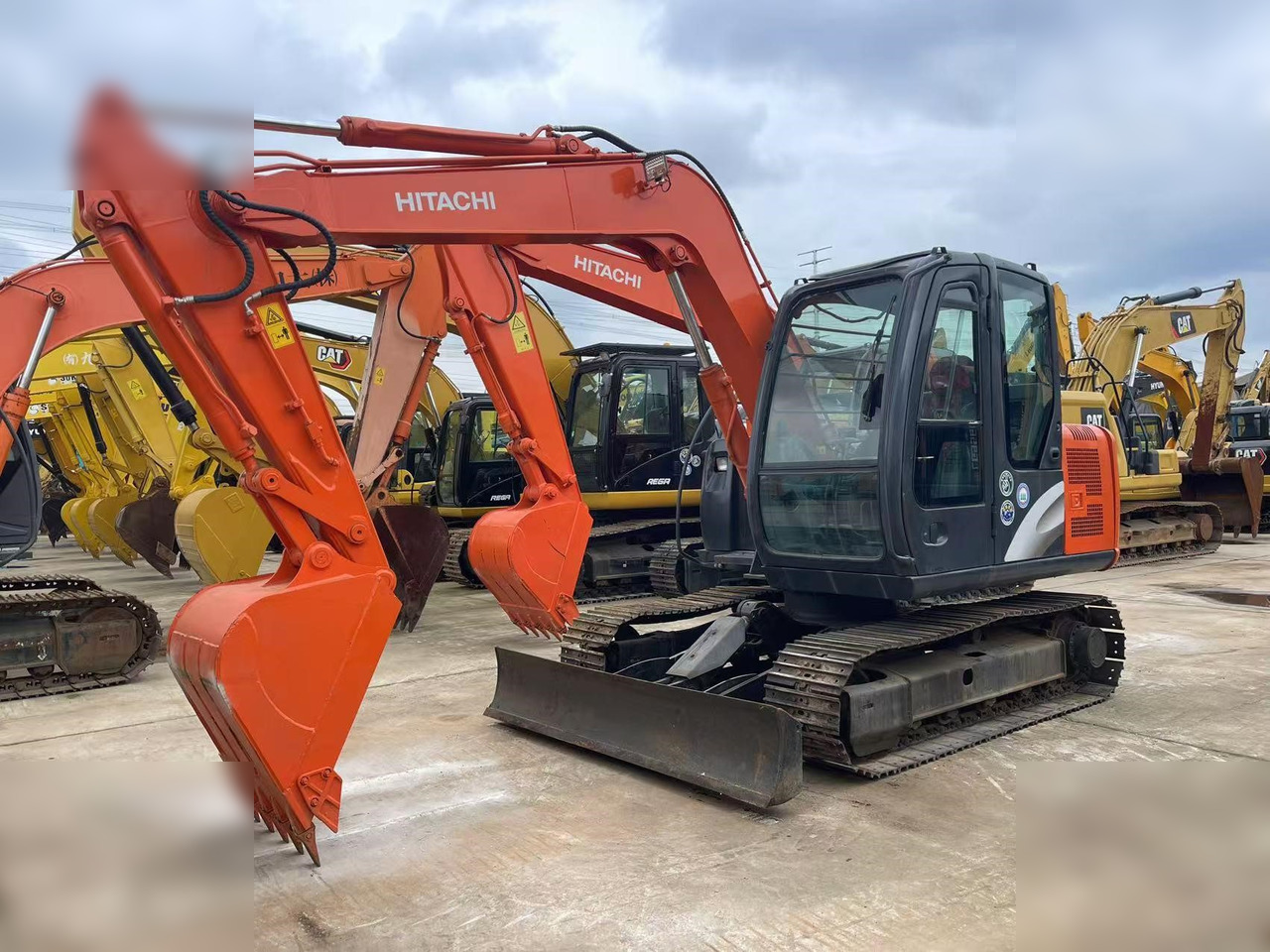 HITACHI ZX70-5G - Crawler excavator: picture 2 HITACHI ZX70-5G - Crawler excavator: picture 2