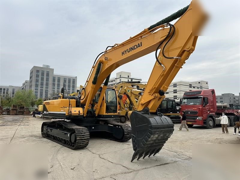 HYUNDAI ROBEX 305 LC-9T - Crawler excavator: picture 2 HYUNDAI ROBEX 305 LC-9T - Crawler excavator: picture 2