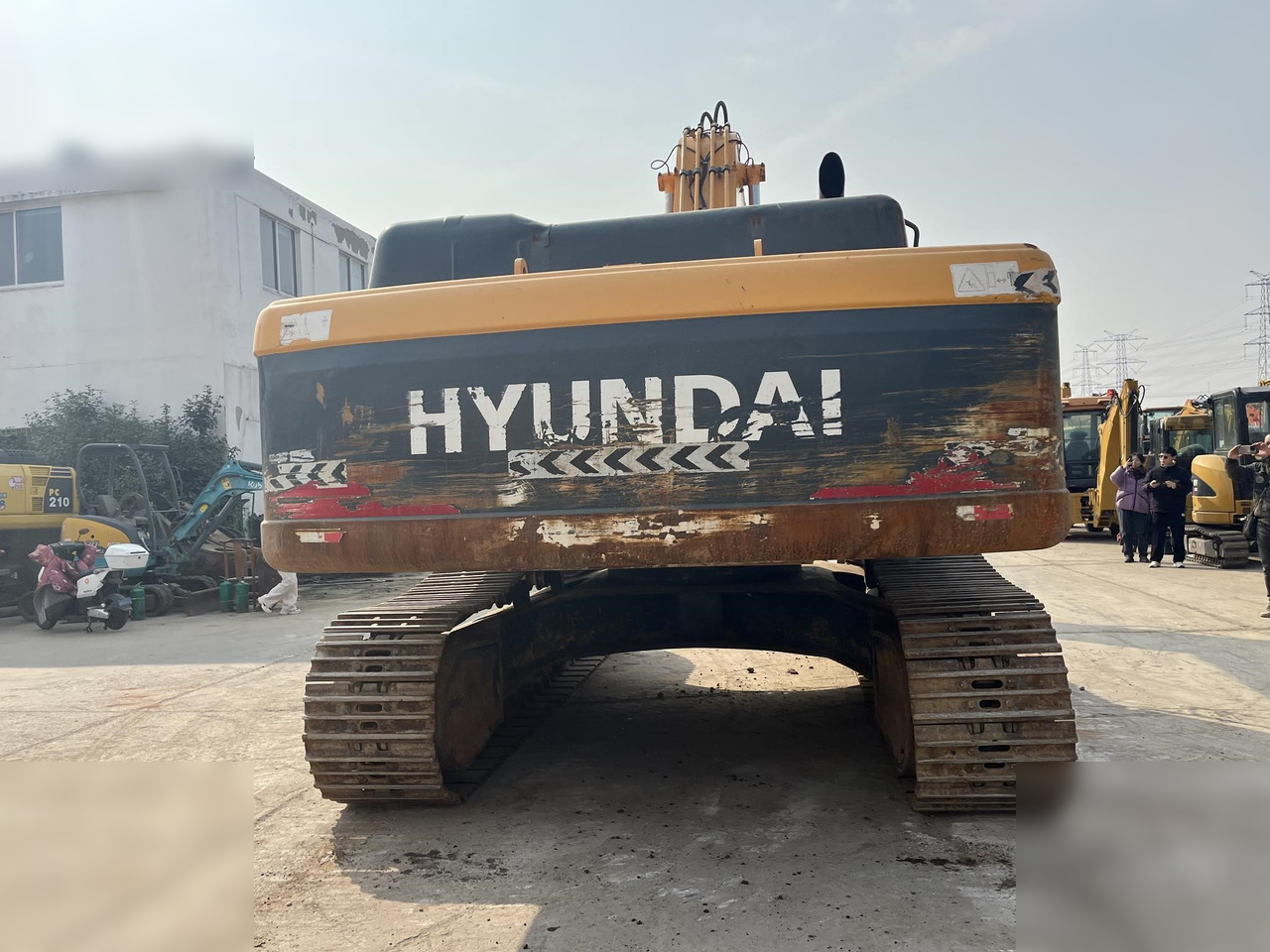HYUNDAI ROBEX 305 LC-9T - Crawler excavator: picture 3 HYUNDAI ROBEX 305 LC-9T - Crawler excavator: picture 3