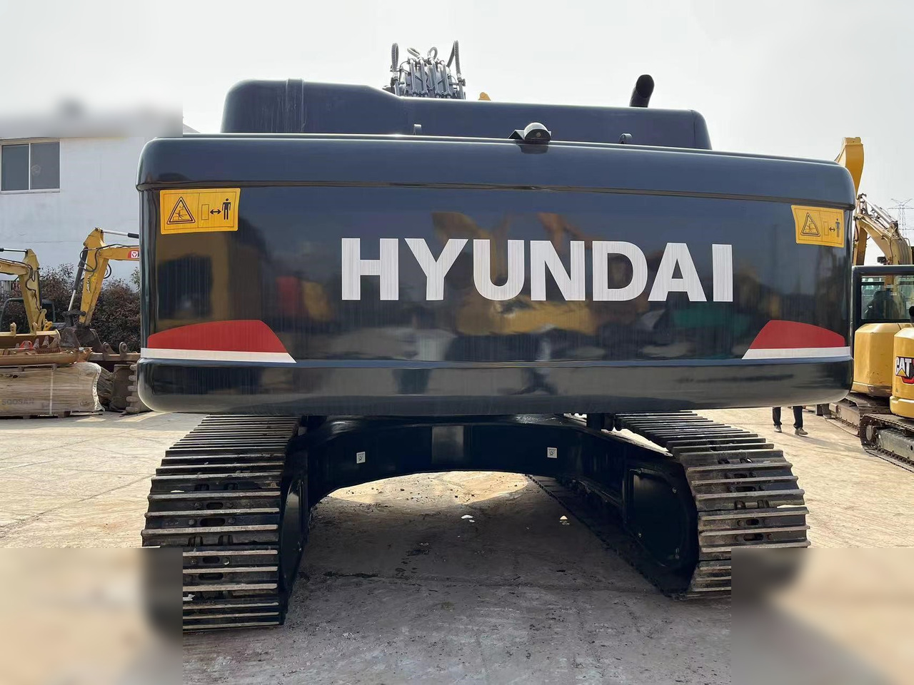 HYUNDAI ROBEX 330 LC-9S - Crawler excavator: picture 3 HYUNDAI ROBEX 330 LC-9S - Crawler excavator: picture 3