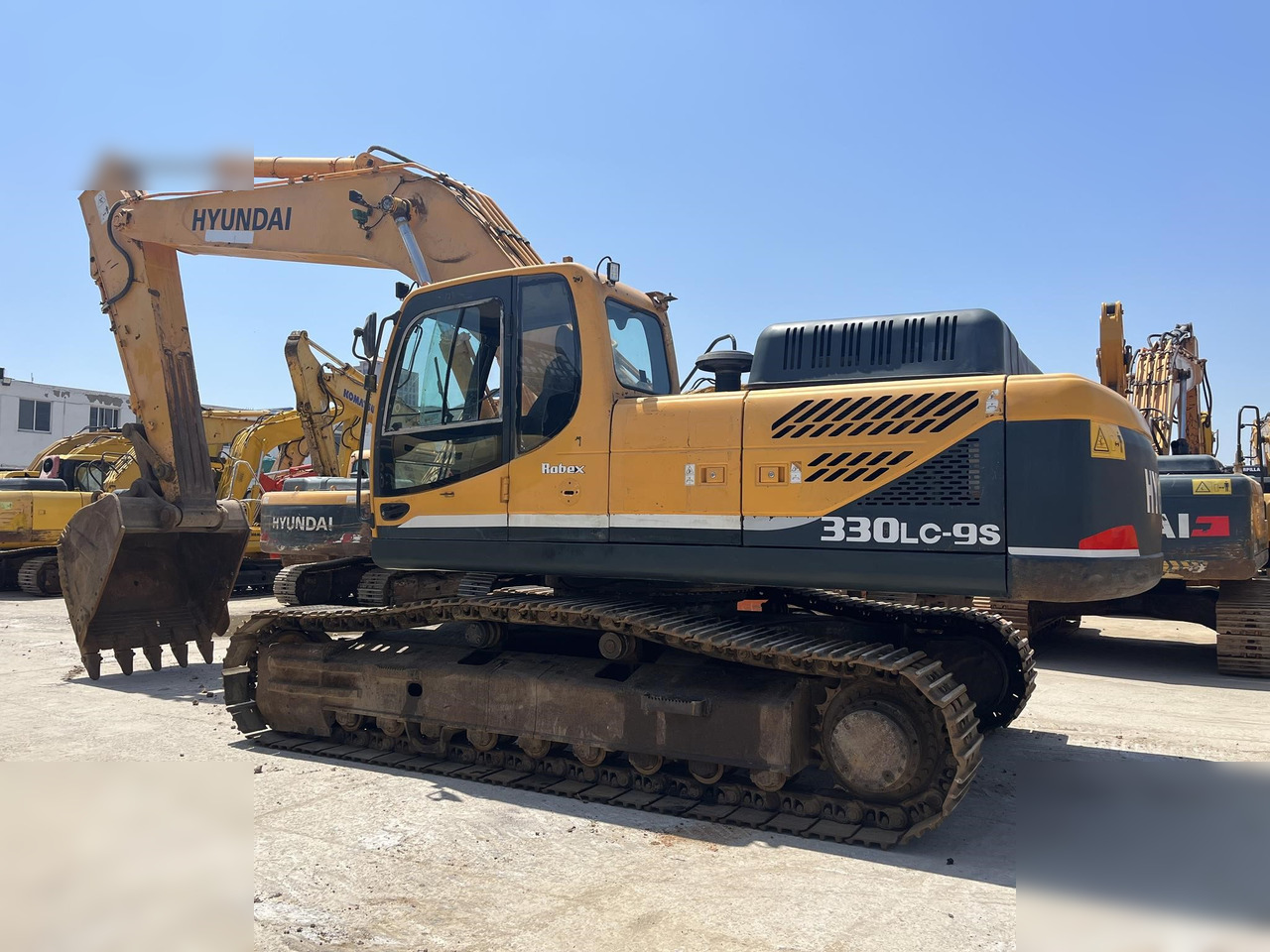 HYUNDAI ROBEX 330 LC-9S - Crawler excavator: picture 1 HYUNDAI ROBEX 330 LC-9S - Crawler excavator: picture 1
