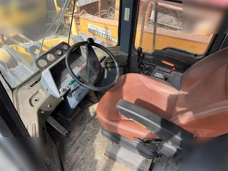 Wheel loader KOMATSU WA470-3: picture 9