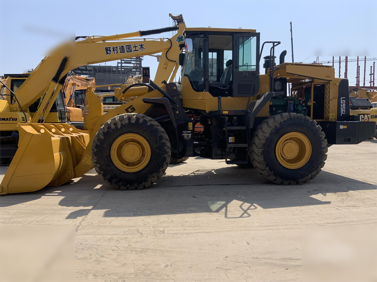 SDLG LG956L - Wheel loader: picture 2 SDLG LG956L - Wheel loader: picture 2