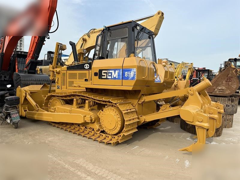 SEM 816 - Bulldozer: picture 3 SEM 816 - Bulldozer: picture 3