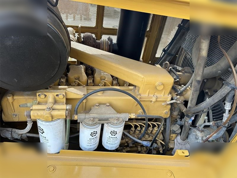 SEM 816 - Bulldozer: picture 5 SEM 816 - Bulldozer: picture 5