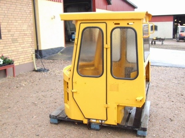 Volvo 4300-4600 - Cab for Construction machinery: picture 1 Volvo 4300-4600 - Cab for Construction machinery: picture 1