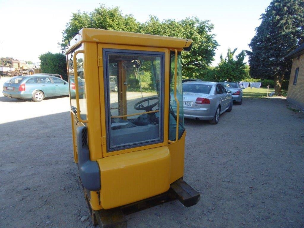 Volvo L 150 E - Cab for Construction machinery: picture 1 Volvo L 150 E - Cab for Construction machinery: picture 1
