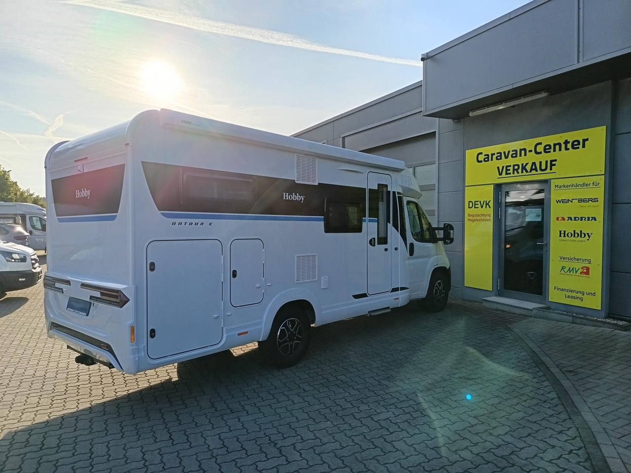 Hobby Ontour C680 GE*AUTOMATIK*LITHIUM*MARKISE*SOFORT* - Semi-integrated motorhome: picture 4 Hobby Ontour C680 GE*AUTOMATIK*LITHIUM*MARKISE*SOFORT* - Semi-integrated motorhome: picture 4