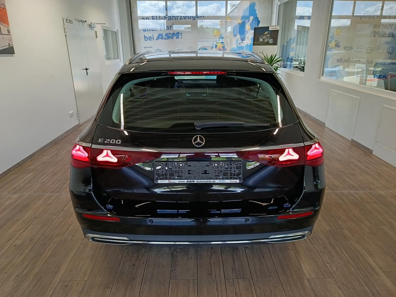 Mercedes-Benz E 200 Avantgarde Advanced*PSD*LED*NAVI*ACC* - Car: picture 5 Mercedes-Benz E 200 Avantgarde Advanced*PSD*LED*NAVI*ACC* - Car: picture 5