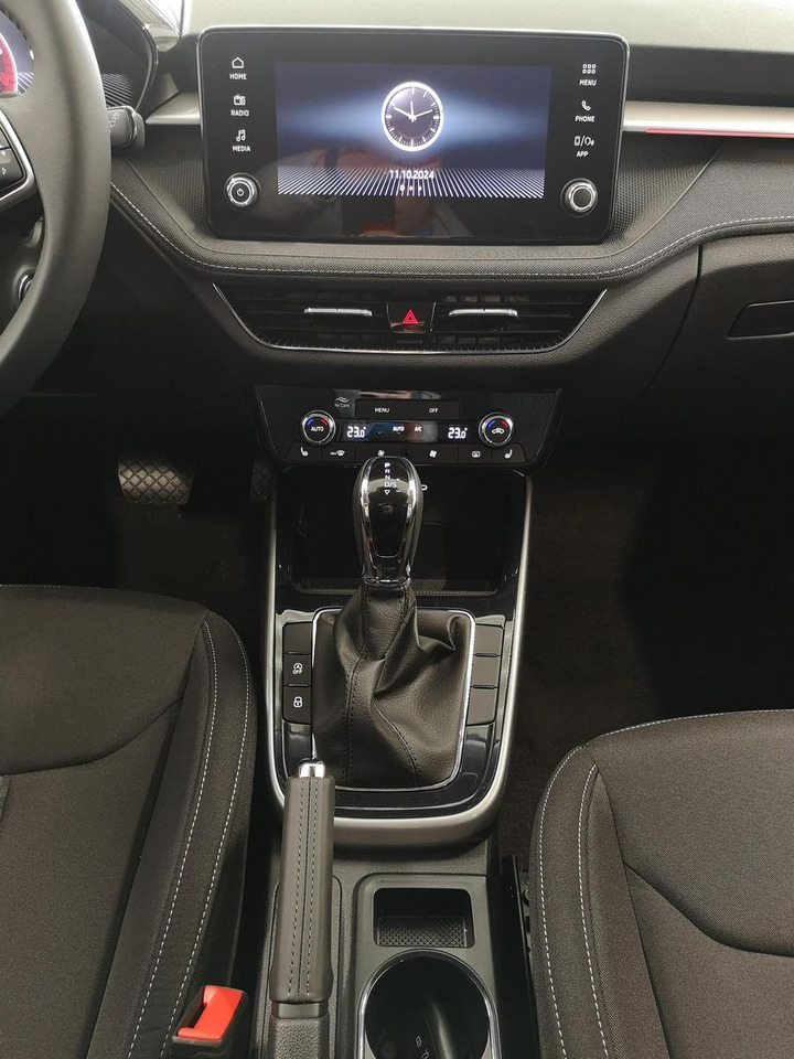 Sedan Skoda Fabia Selection 1,0TSIDSG+AHK-VORBER+LED+DAB+SHZ: picture 10