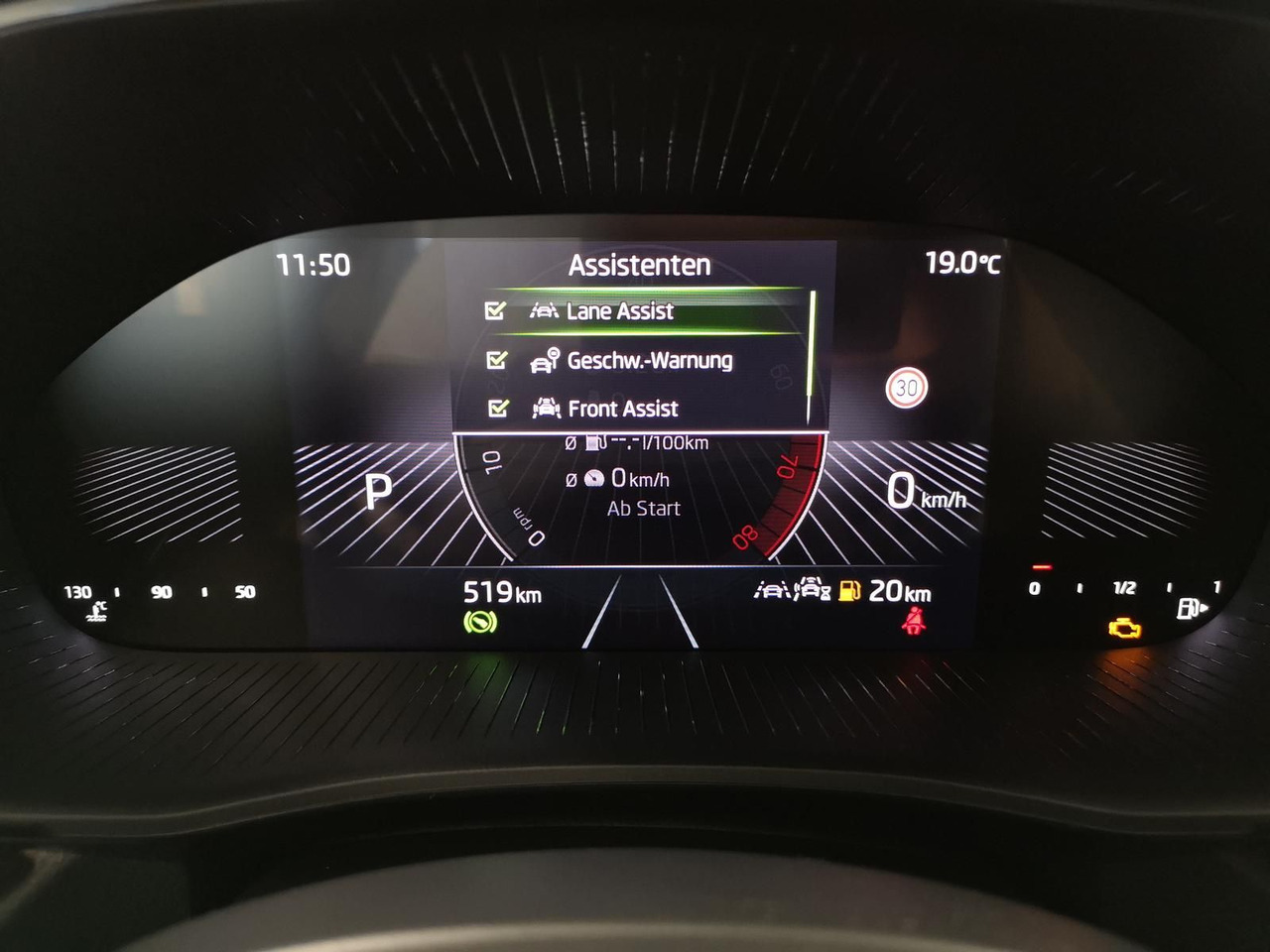 Sedan Skoda Fabia Selection 1,0TSIDSG+AHK-VORBER+LED+DAB+SHZ: picture 9