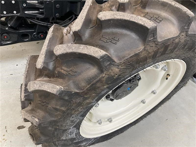 Alliance Farm Pro II 11.2R24 - 280/85R24 - Tire for Agricultural machinery: picture 2 Alliance Farm Pro II 11.2R24 - 280/85R24 - Tire for Agricultural machinery: picture 2