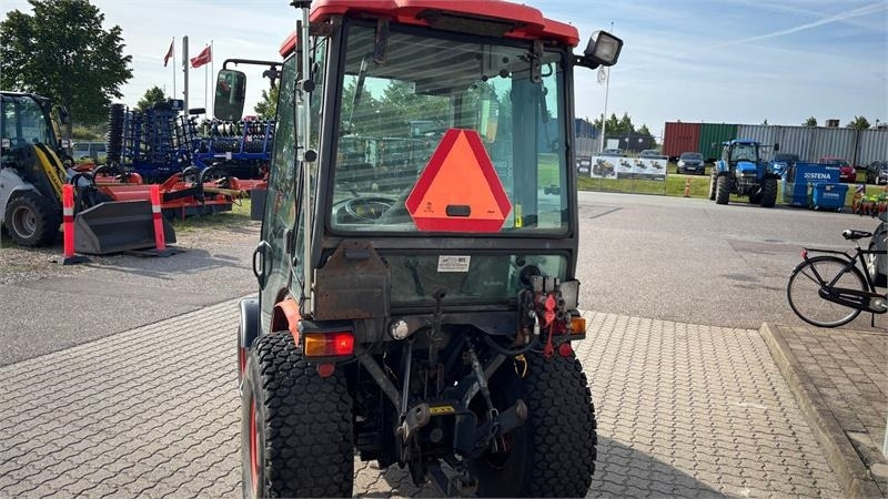 Kubota B2530 HST B2530  - Municipal tractor: picture 2 Kubota B2530 HST B2530  - Municipal tractor: picture 2