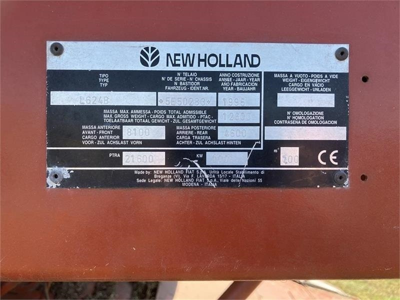 Laverda L624 MCS - Combine harvester: picture 4 Laverda L624 MCS - Combine harvester: picture 4