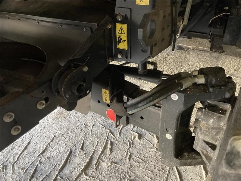 New Holland CR9090 35 fod VF bord og 4wd mm. - Combine harvester: picture 5 New Holland CR9090 35 fod VF bord og 4wd mm. - Combine harvester: picture 5