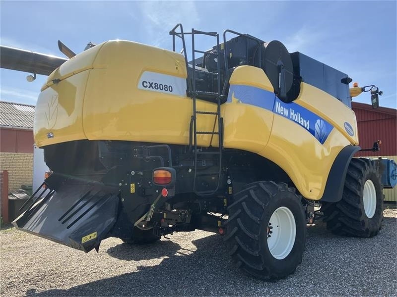 New Holland CX 8080 SLH - Combine harvester: picture 3 New Holland CX 8080 SLH - Combine harvester: picture 3