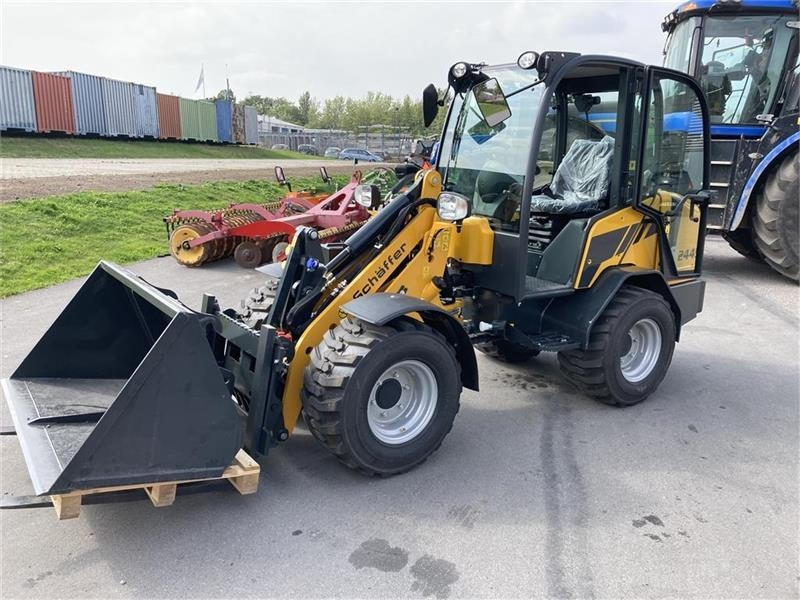Schäffer 2445S Kabine - Compact loader: picture 3 Schäffer 2445S Kabine - Compact loader: picture 3