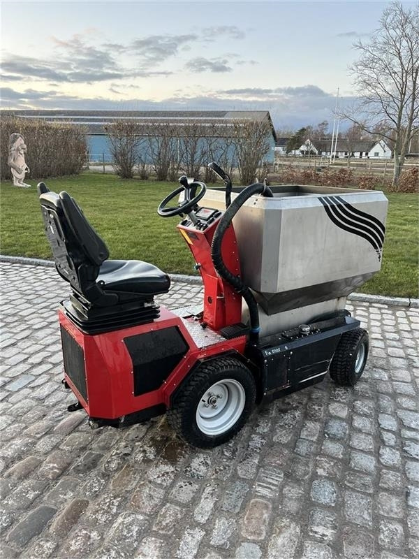 Twinca Fodervogn 4.60 - Livestock equipment: picture 3 Twinca Fodervogn 4.60 - Livestock equipment: picture 3