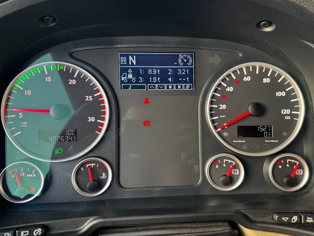 MAN TGX 26.500 6X2-4LL on lease MAN TGX 26.500 6X2-4LL: picture 15 MAN TGX 26.500 6X2-4LL on lease MAN TGX 26.500 6X2-4LL: picture 15