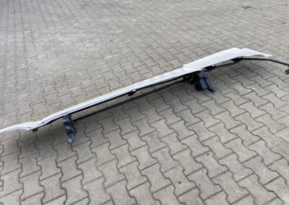 Kompletny spoiler zakabinowy MAN TGX euro 6 owiewka spojler - Aerodynamics/ Spoiler for Truck: picture 3 Kompletny spoiler zakabinowy MAN TGX euro 6 owiewka spojler - Aerodynamics/ Spoiler for Truck: picture 3