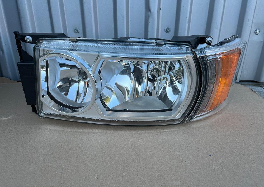 Lampa Scania R Streamline lewa reflektor 2416136 - Lights/ Lighting for Truck: picture 1 Lampa Scania R Streamline lewa reflektor 2416136 - Lights/ Lighting for Truck: picture 1