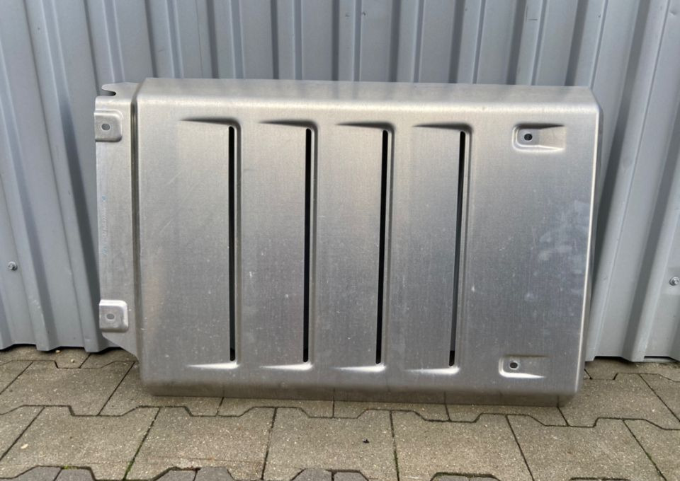 Osłona katalizatora Mercedes Actros MP5 obudowa - Catalytic converter for Bus: picture 1 Osłona katalizatora Mercedes Actros MP5 obudowa - Catalytic converter for Bus: picture 1