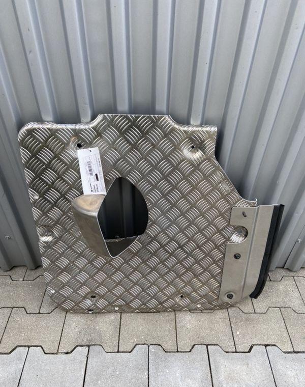 Osłona katalizatora Scania R S NOWA pokrywa podest NGS NGR - Catalytic converter for Truck: picture 1 Osłona katalizatora Scania R S NOWA pokrywa podest NGS NGR - Catalytic converter for Truck: picture 1
