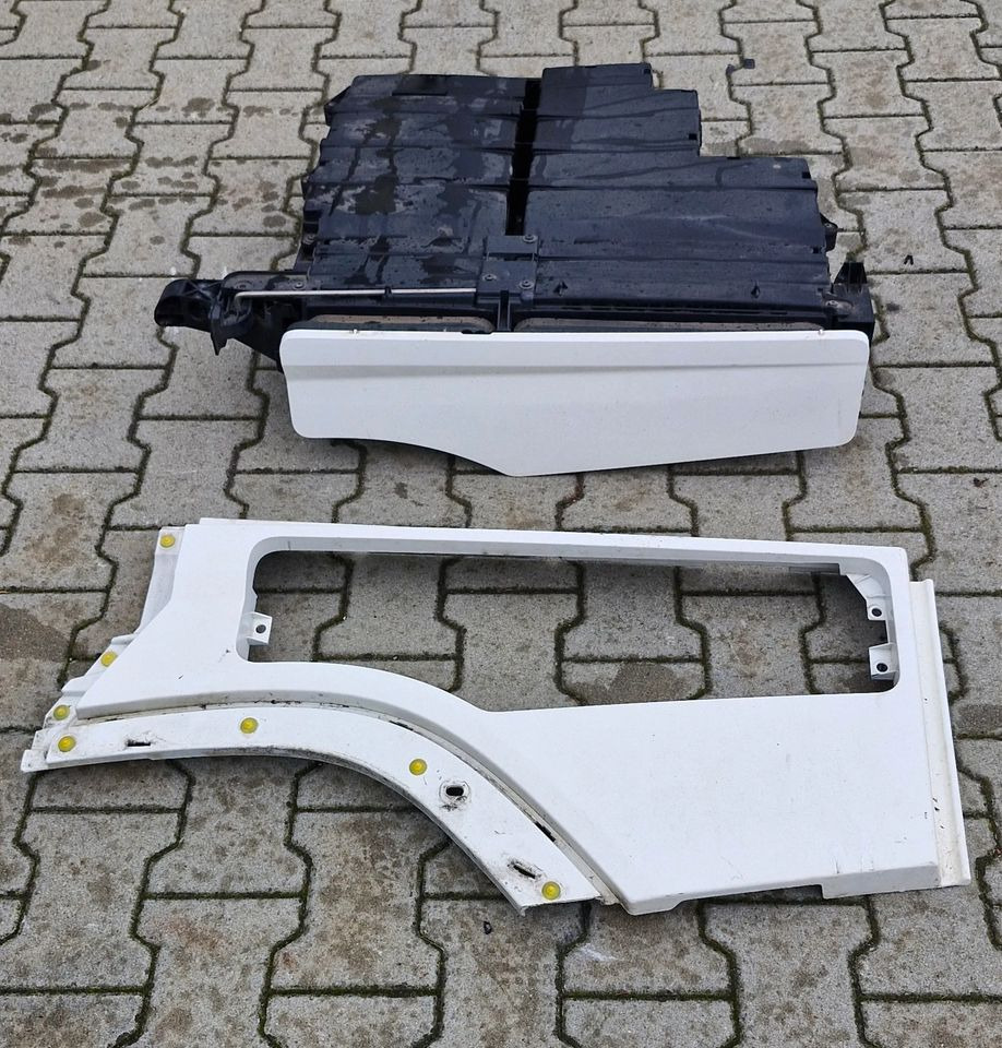 VOLVO FH4 FH5 SCHOWEK - Body and exterior: picture 1 VOLVO FH4 FH5 SCHOWEK - Body and exterior: picture 1