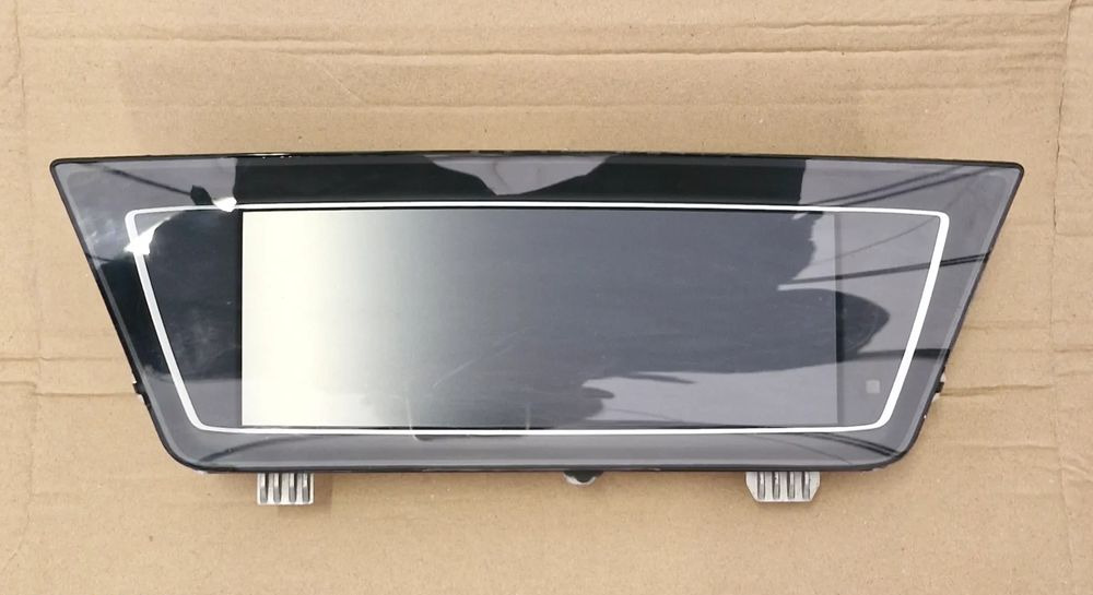 VOLVO FH5 FM5 LICZNIK ZEGARY WYŚWIETLACZ I SAVE 23595812.P06 - Cab and interior: picture 1 VOLVO FH5 FM5 LICZNIK ZEGARY WYŚWIETLACZ I SAVE 23595812.P06 - Cab and interior: picture 1