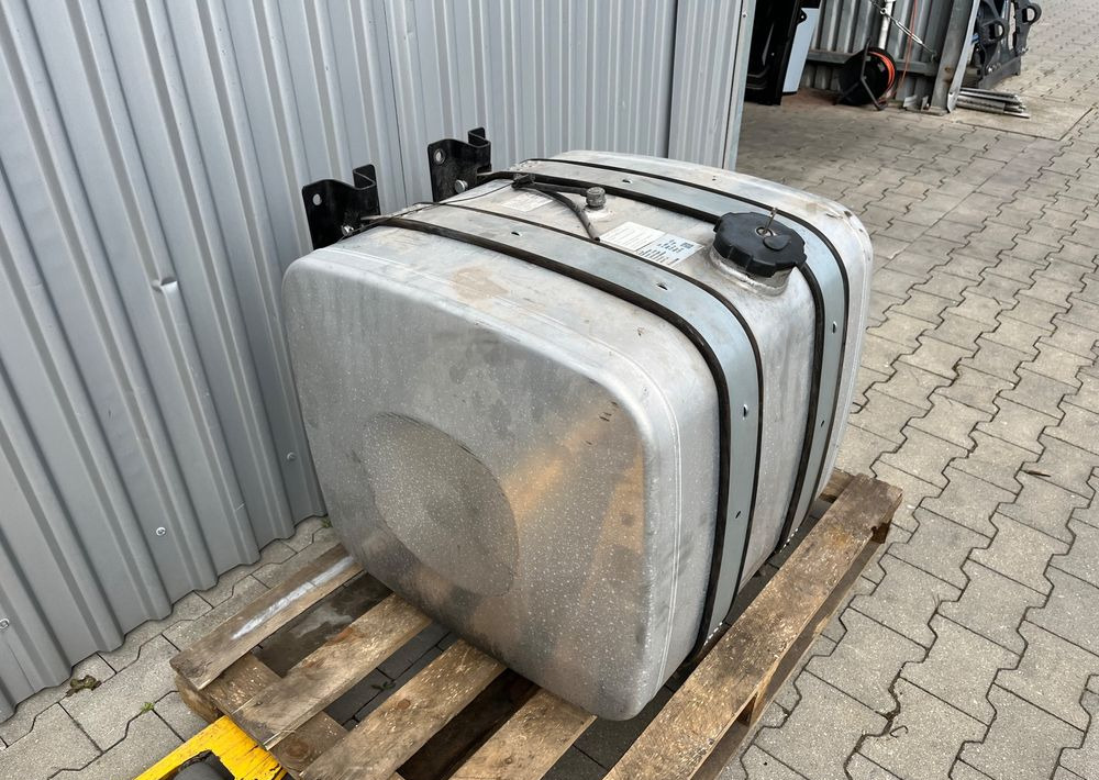 Zbiornik paliwa MAN TGX TGS 250 litrów kompletny - Fuel system for Truck: picture 3 Zbiornik paliwa MAN TGX TGS 250 litrów kompletny - Fuel system for Truck: picture 3