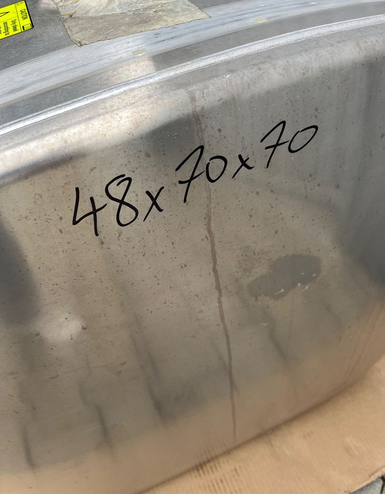 Zbiornik paliwa Scania R S 200L bak 1871187 jak NOWY - Fuel system for Truck: picture 5 Zbiornik paliwa Scania R S 200L bak 1871187 jak NOWY - Fuel system for Truck: picture 5