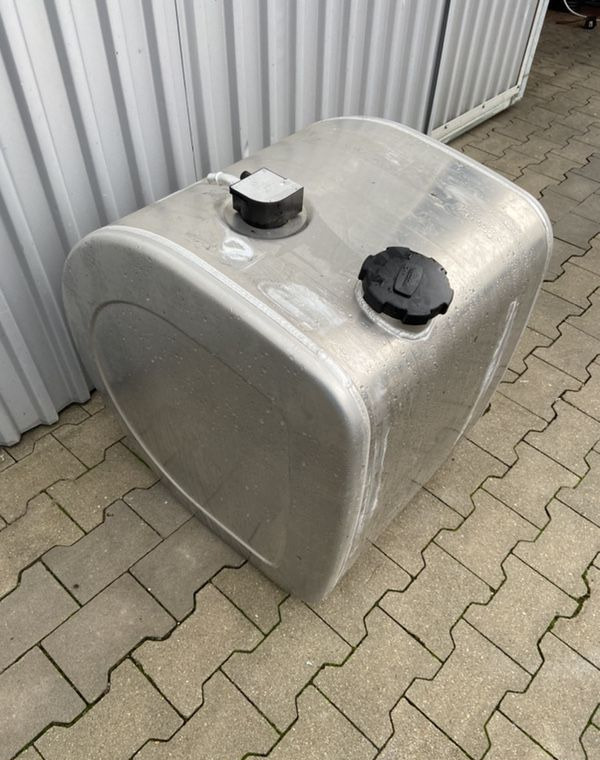 Zbiornik paliwa Volvo FH FM Renault 240 litrów jak NOWY bak - Fuel tank for Truck: picture 3 Zbiornik paliwa Volvo FH FM Renault 240 litrów jak NOWY bak - Fuel tank for Truck: picture 3