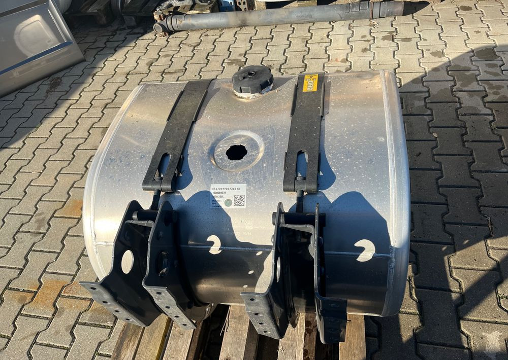 Zbiornik paliwa Volvo FH FM Renault 255 L low deck megi bak - Fuel system for Truck: picture 3 Zbiornik paliwa Volvo FH FM Renault 255 L low deck megi bak - Fuel system for Truck: picture 3