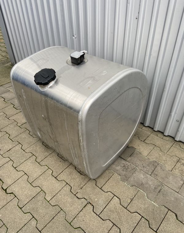 Zbiornik paliwa Volvo FH FM Renault 285 litrów jak NOWY bak - Fuel tank for Truck: picture 2 Zbiornik paliwa Volvo FH FM Renault 285 litrów jak NOWY bak - Fuel tank for Truck: picture 2