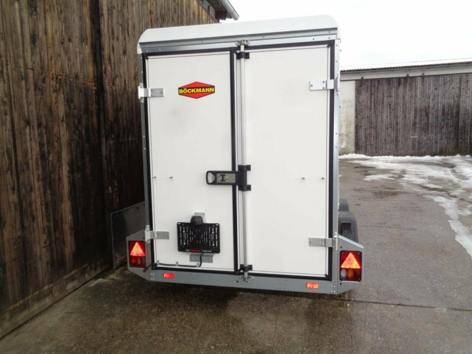 Böckmann PKW-Anhänger, KT3015/20 M-F, Koffer, 2,0 to. - Closed box trailer: picture 3 Böckmann PKW-Anhänger, KT3015/20 M-F, Koffer, 2,0 to. - Closed box trailer: picture 3