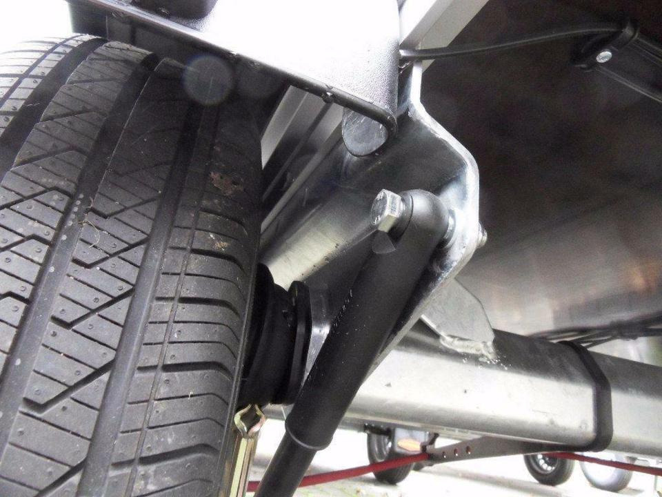 Car trailer Böckmann PKW-Anhänger Plane Spriegel, 1350 kg, 100 km/h möglich: picture 15 Car trailer Böckmann PKW-Anhänger Plane Spriegel, 1350 kg, 100 km/h möglich: picture 15