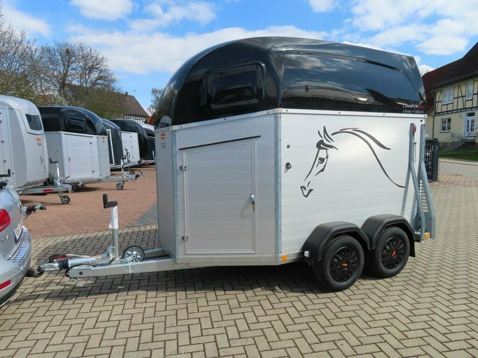 Horse trailer Böckmann Pferdeanhänger Champion Esprit Flügeltür Sattelkammer: picture 12