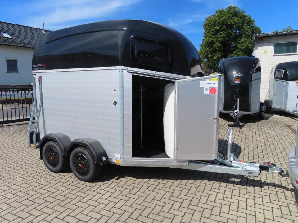Böckmann Pferdeanhänger Champion Esprit Flügeltür Sattelkammer - Horse trailer: picture 2 Böckmann Pferdeanhänger Champion Esprit Flügeltür Sattelkammer - Horse trailer: picture 2