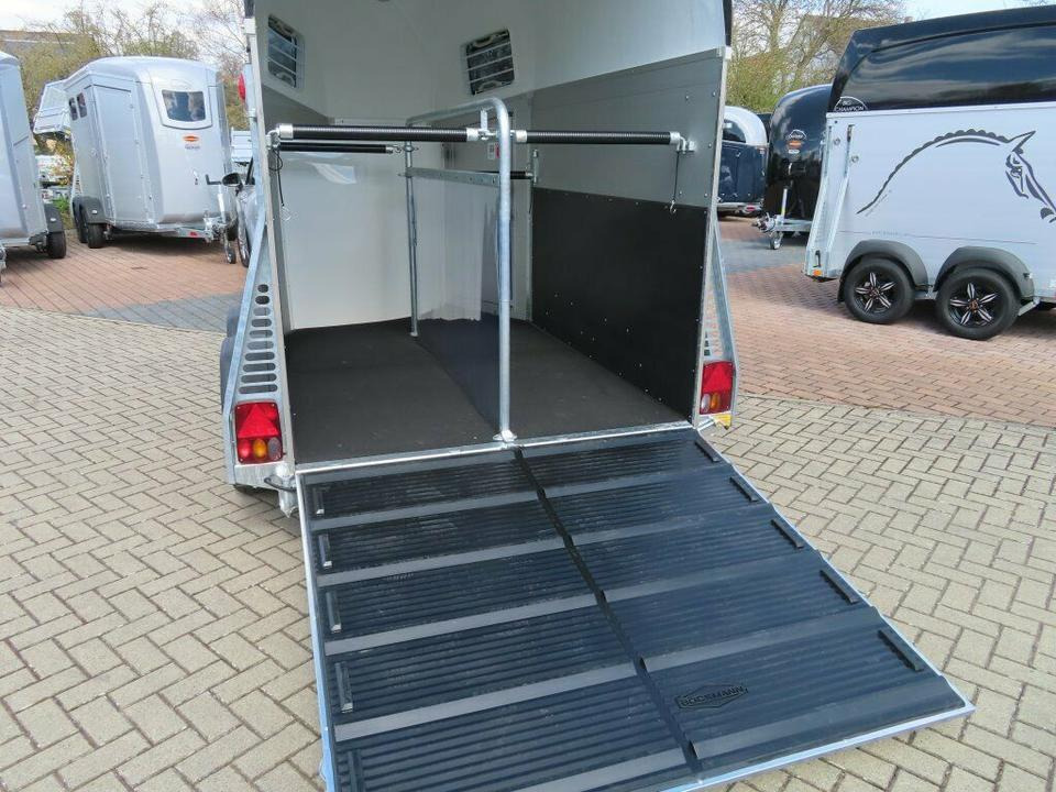 Horse trailer Böckmann Pferdeanhänger Champion Esprit Flügeltür Sattelkammer: picture 6
