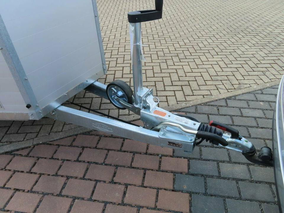 Horse trailer Böckmann Pferdeanhänger Champion Esprit Flügeltür Sattelkammer: picture 11