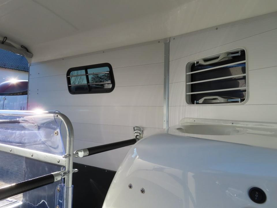 Horse trailer Böckmann Pferdeanhänger, Portax-Western, Flügeltür, 100 km/h: picture 11