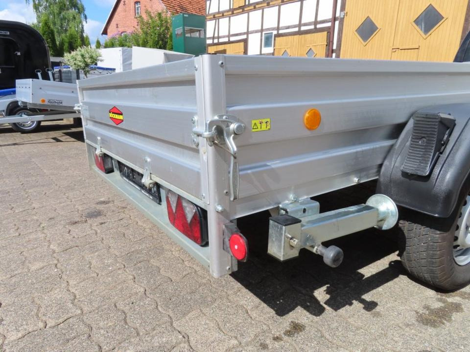 Dropside/ Flatbed trailer PKW-Anhänger Böckmann TL-AL 3015/20 2,0t Abstellstützen: picture 12 Dropside/ Flatbed trailer PKW-Anhänger Böckmann TL-AL 3015/20 2,0t Abstellstützen: picture 12